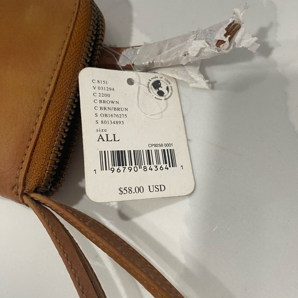 Free People Wristlet Wallet Brown Distressed Vegan Zip Around NWT - Picture 5 of 7